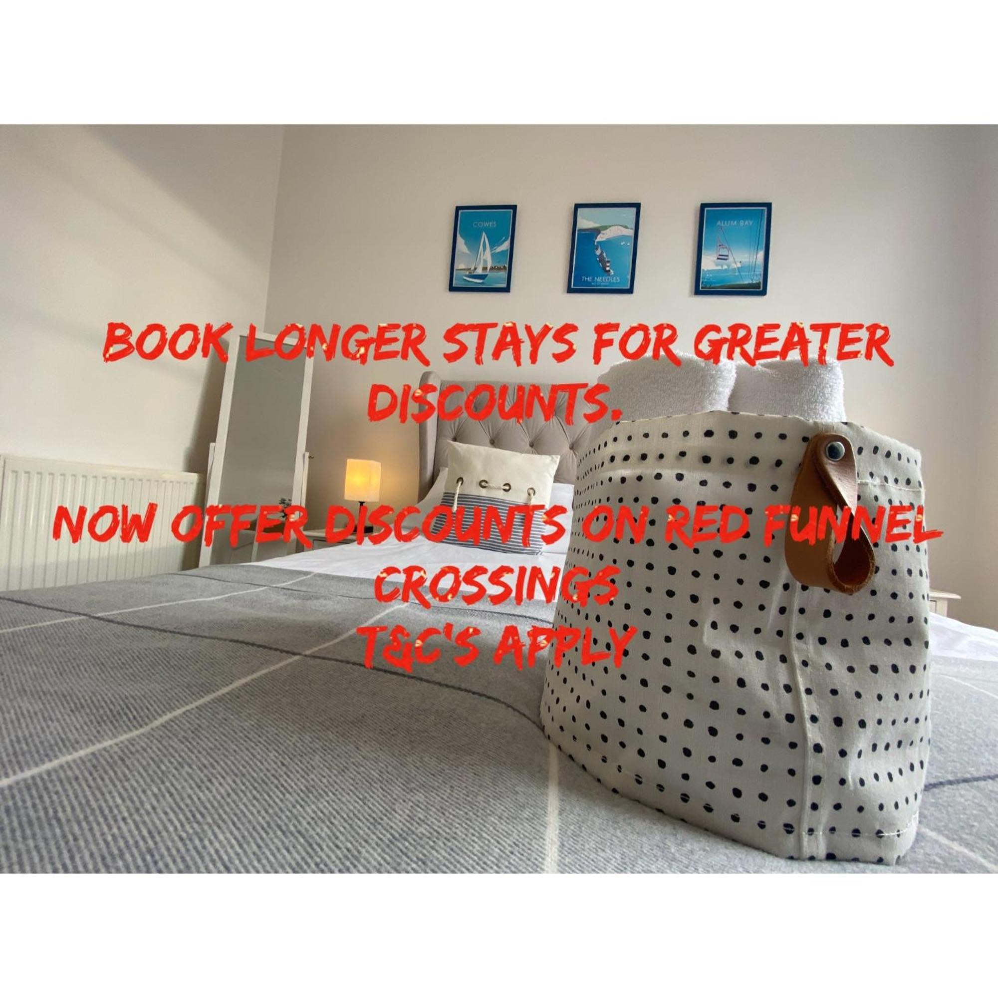 Wight On The Beach, Sleeps 4, Free Off Road Parking, Balcony With Sea Views Ryde  Εξωτερικό φωτογραφία