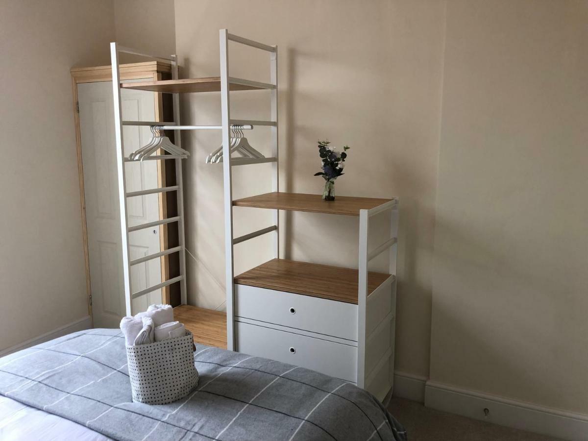 Wight On The Beach, Sleeps 4, Free Off Road Parking, Balcony With Sea Views Ryde  Εξωτερικό φωτογραφία